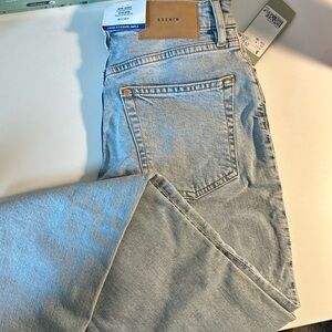 H&M Mom Jeans